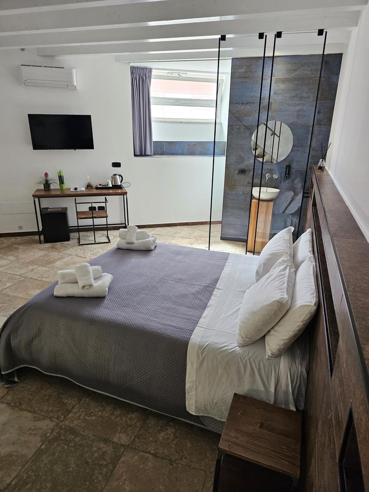 Binario1 Rooms Barletta Exterior photo
