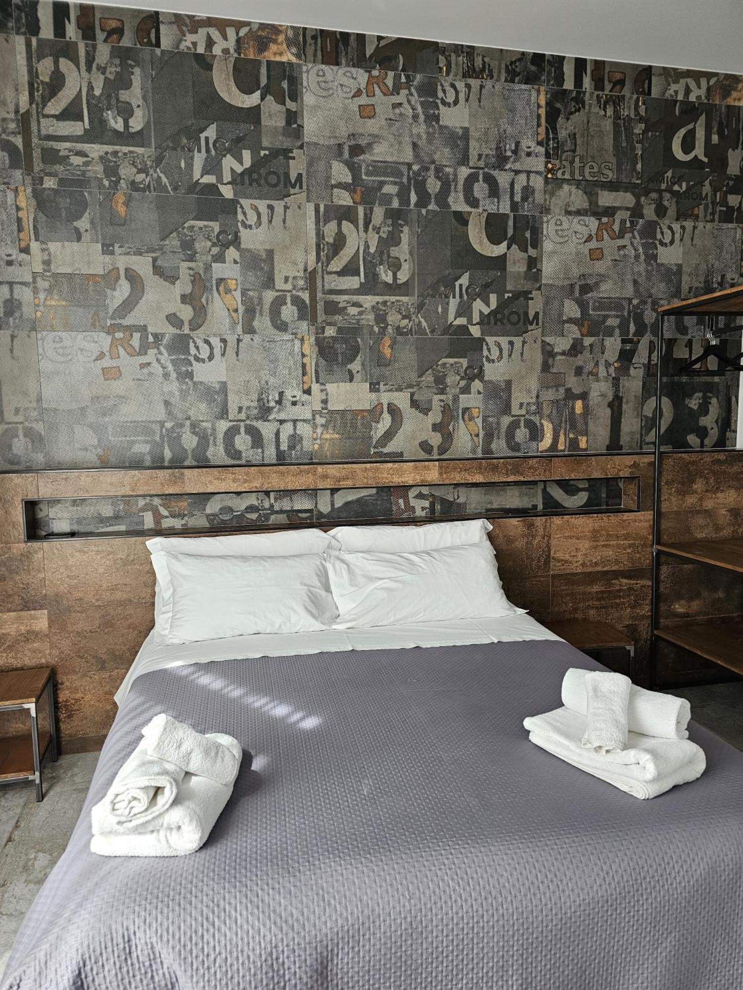 Binario1 Rooms Barletta Exterior photo
